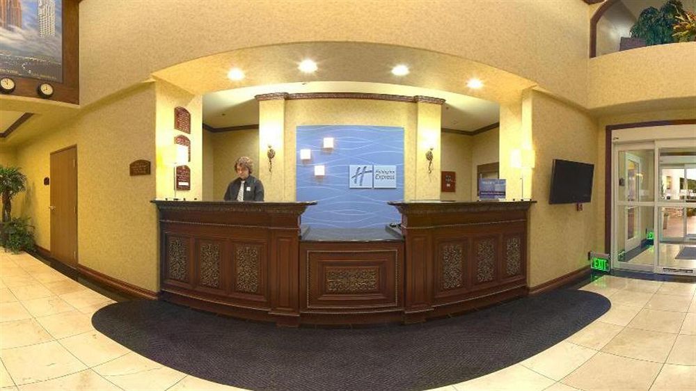 فندق وأجنحة هوليداي إن إكسبريس فورت وورث آي 35 ويسترن سنتر المظهر الخارجي الصورة